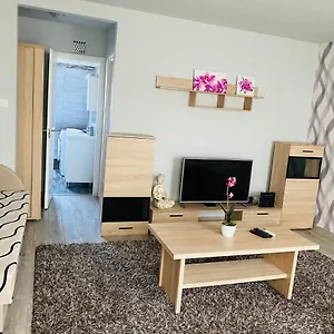 https://tamara-apartman-hajduszoboszlo.hotels-hajduszoboszlo-hungary.com