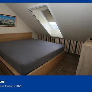  Apartman Blonde River Sőtér